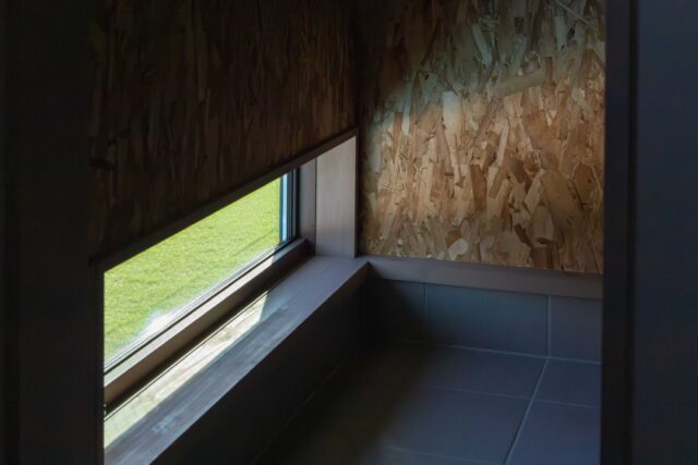 4C7067C9-6F59-4D51-B18B-35702F0A06DF